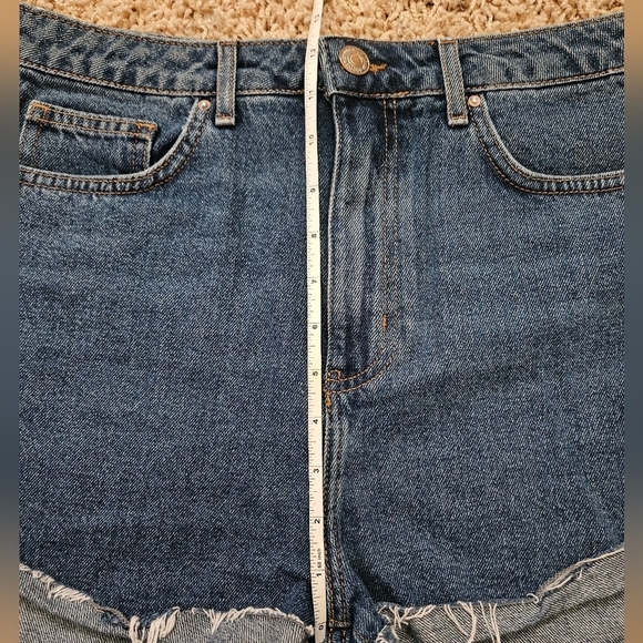 Forever 21 High Rise Shorts - Picture 7 of 7